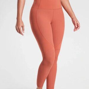 Athleta Rise Up 7/8 Tight, Rust Orange - Size M